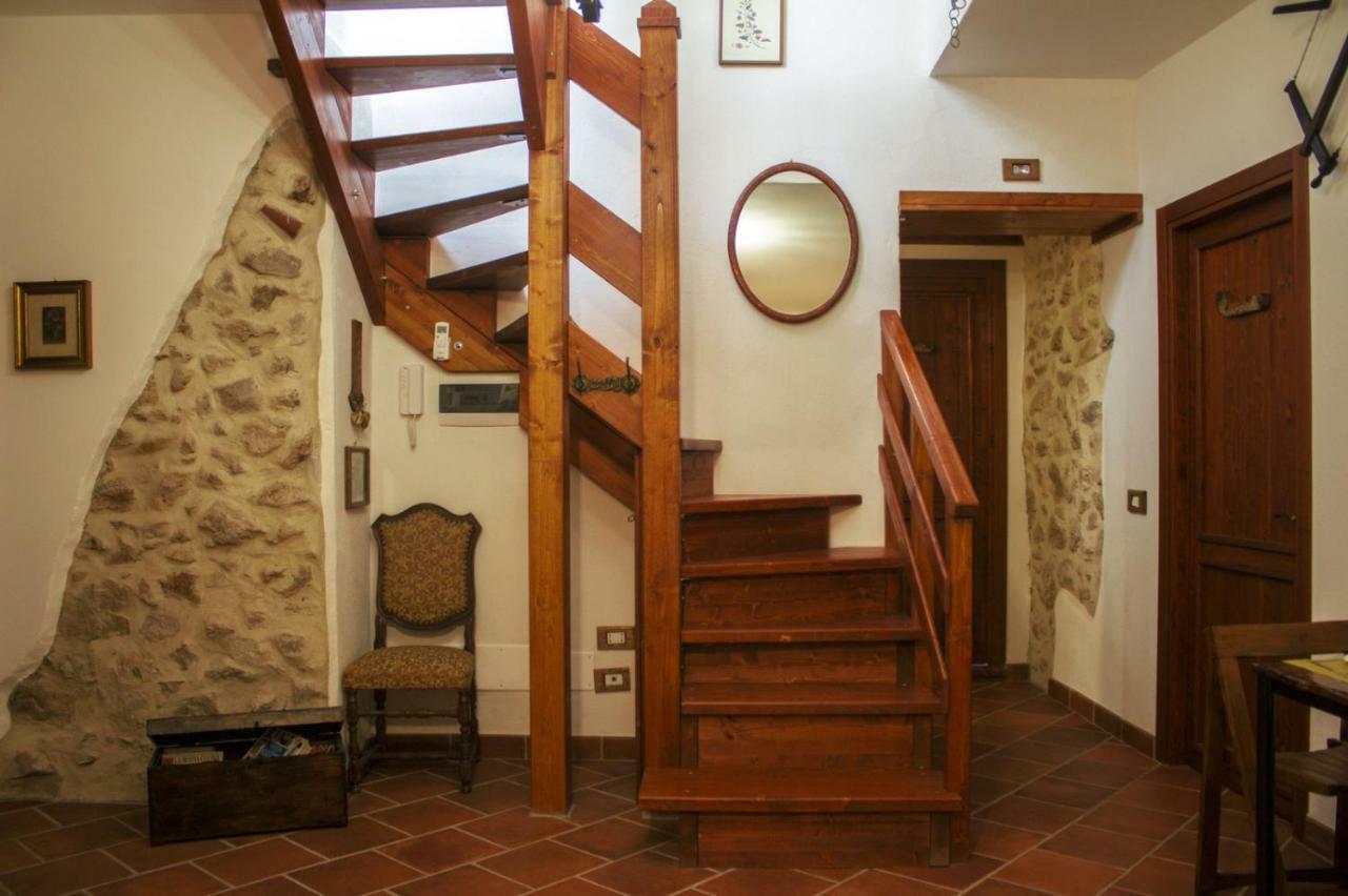 La Rupe Bed And Breakfast Norma Dış mekan fotoğraf