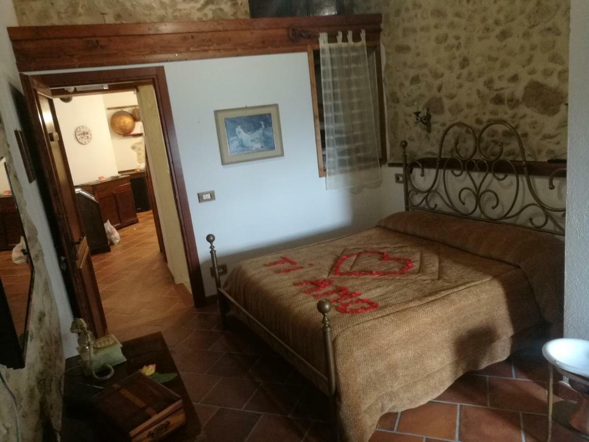 La Rupe Bed And Breakfast Norma Dış mekan fotoğraf